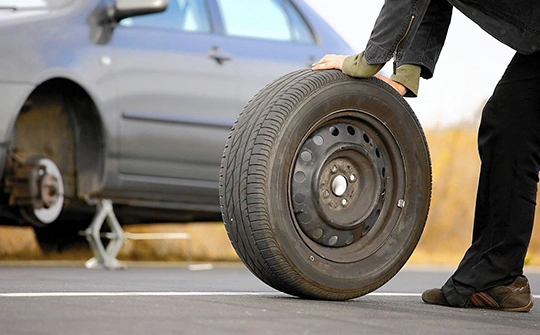 Long Distance Tire Change Service